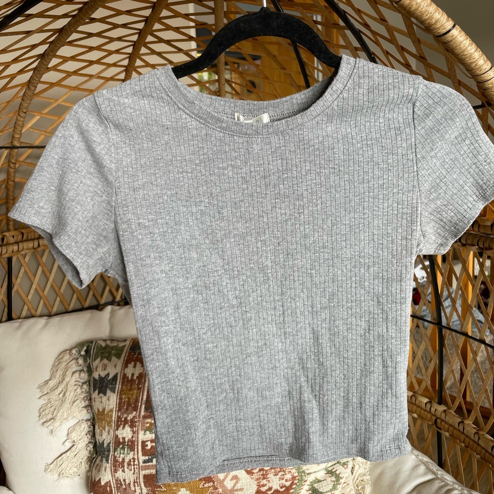 Grey crop top
